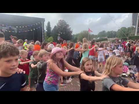 Afsluiting van Kleurrijke Jeugdvakantieweek in Mierlo