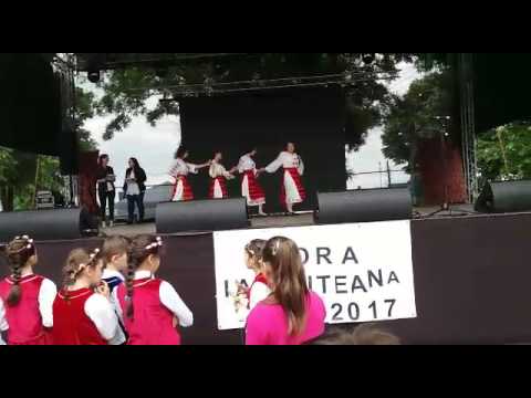 Festival "Hora Ialomiţeană -Feteşti " (Iasomia)