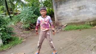 Download lagu Bukan saingan official music video mp3