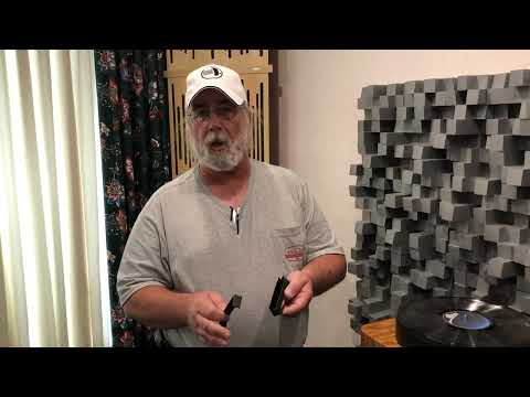 How To Clean Your Records Using A Carbon Fiber Brush