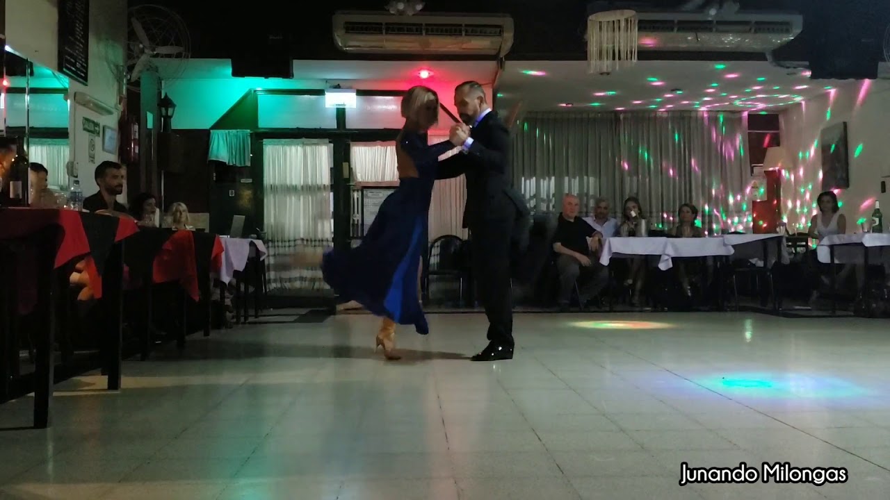 CLAUDIO GONZALEZ & JULIA URRUTY