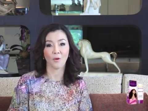 แผล mammoplasty ภายใต้เต้านม เหมือนว่าหน้าอกเล็ก