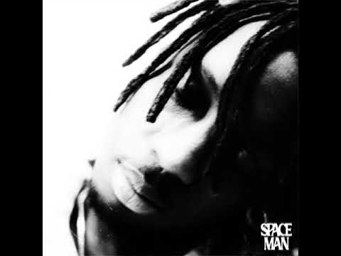 Mopiano - Spaceman (Audio)