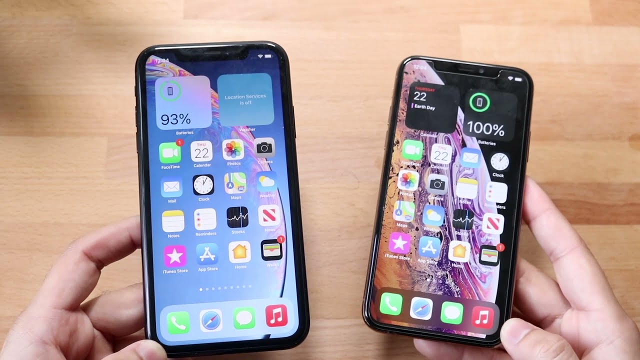 iPhone XS Vs iPhone XR Speed Comparison! (2021)