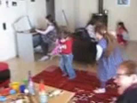 MVI0914 schuhschlacht oma wird abgeschossen