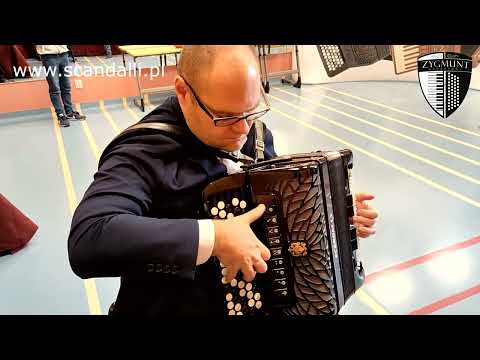 Paweł A Nowak - podczas wystawy akordeonów Scandalli - Sieradz 2022