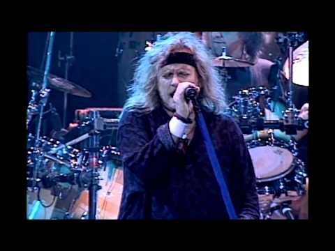 Lynyrd Skynyrd - On The Hunt (Lyve From Steel Town)