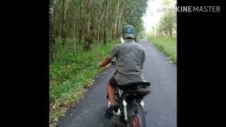 Download lagu Story WhatsApp Vixion jari-jari mp3