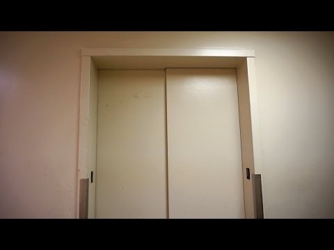 1985 Westinghouse hydraulic service elevator (2 doors) @ Valley View Mall, Roanoke, VA