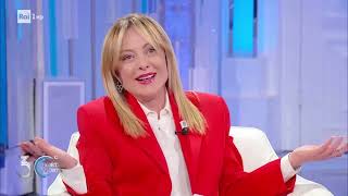 Una straordinaria Giorgia Meloni adesso a Porta a Porta intervistata da Bruno Vespa. Non perdetela.