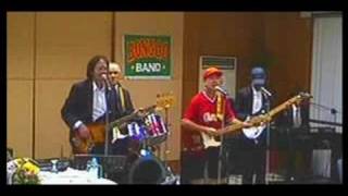 BONGGO band     Twist and shout