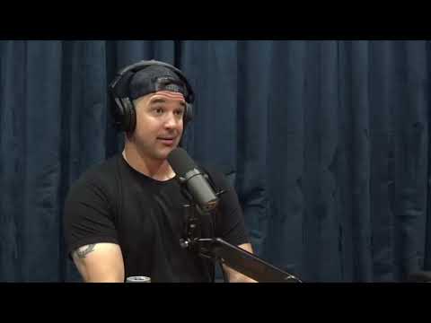 Navy SEAL almost dies to smoke inhalation