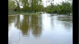 preview picture of video 'inondation St-Aulaye avril 2012'