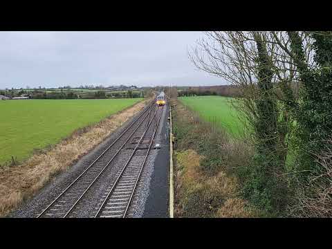 IE Class 22000 DMU (22132) 13:00 hrs Heuston to Cork.