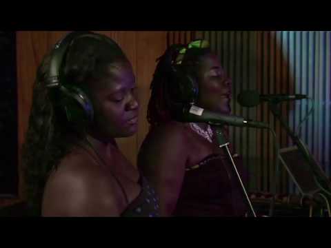 Erna Chimu  - #Aureb