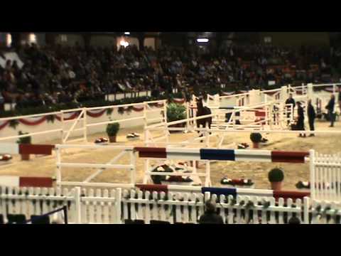 Tourano Schluss Sprung