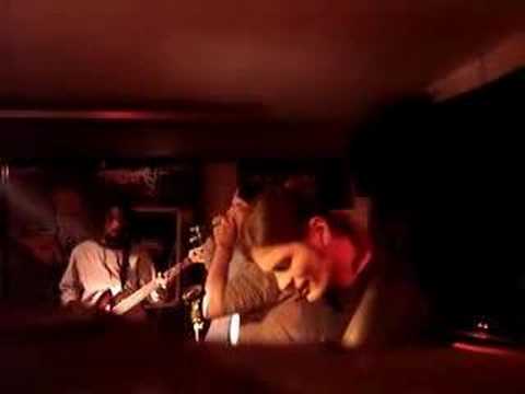 BITCH door Phillies & Licht Mentaal