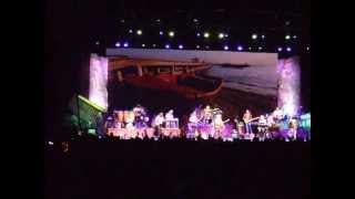 Jimmy Buffett new song, Something about a boat. Nashville 2013