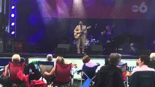 John Pizzarelli - Let 'Em In (Columbus Jazz and Rib Fest 2015)