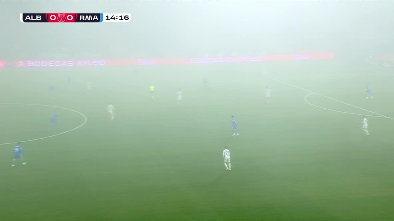 REAL MADRID juega en la COPA DEL REY vs ALBACETE bajo una NEBLINA INTENSA
