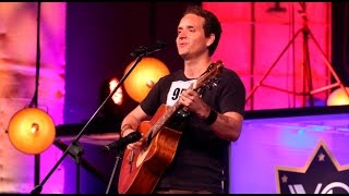 Fonseca psicólogo pone en terapia musical a jurado de Yo Soy