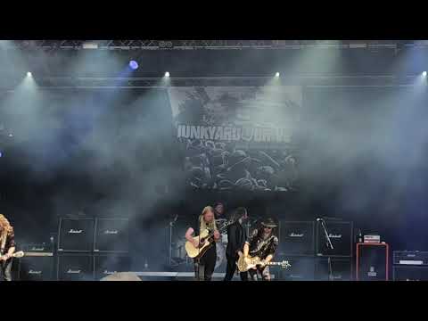 Junkyard Drive ”Geordie”