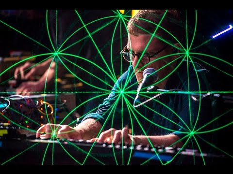 Floating Points - Full Performance (Live on KEXP)