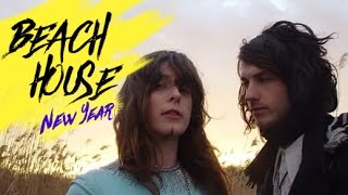 Beach House - New Year (Subtitulos / Lyrics)
