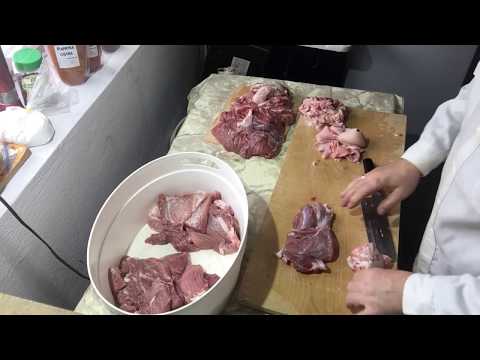 jak zrobić swojską kiełbasę cz 1. Przygotowanie mięsa i peklowanie.