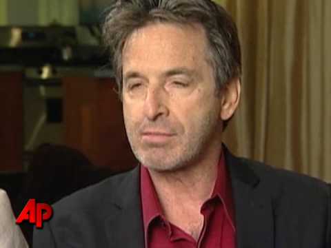 download lagu mp3 mp4 Robert Carradine, download lagu Robert Carradine gratis, unduh video klip Robert Carradine
