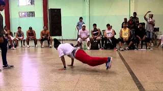 preview picture of video 'TRAILER batalla de Break Dance FRAILE PINTADO 2013'