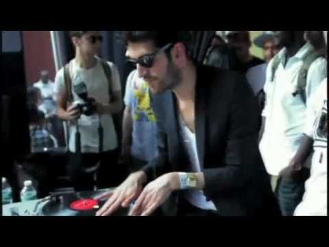 Alex Tozzo MashUp - Feel For Barbra