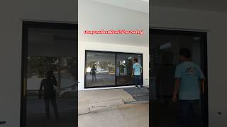 ประตูบานเลื่อนสลับบานใหญ่