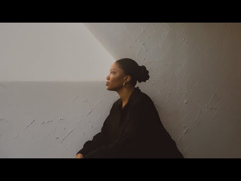 Full Sala Session • Luedji Luna (Voz e Violão)