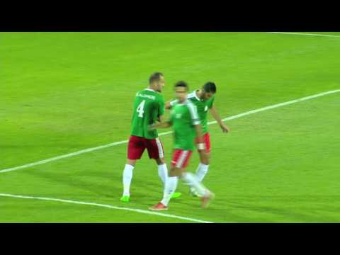 Al Wehdat open the scoring through Abdallah Deeb!