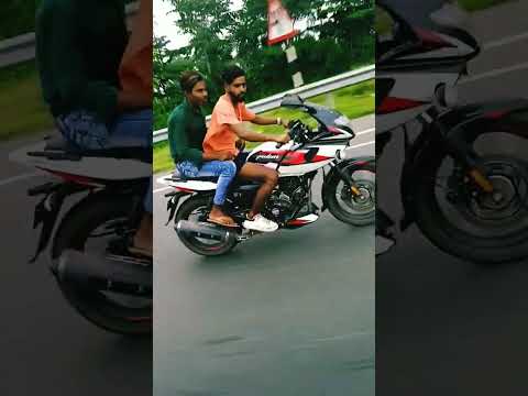 rk bhai to pch rh gy yr 😂  220 vs 😱ns200🧐🤭