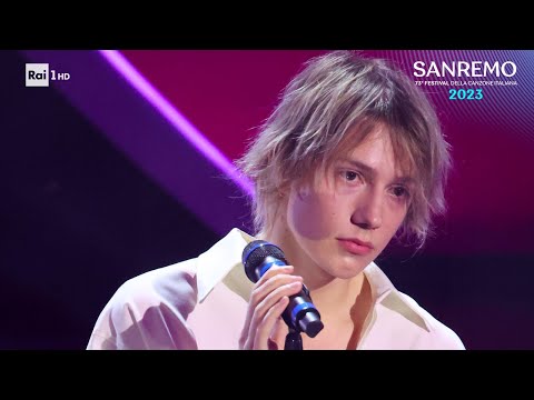 Sanremo 2023 - Gianmaria canta 'Mostro'