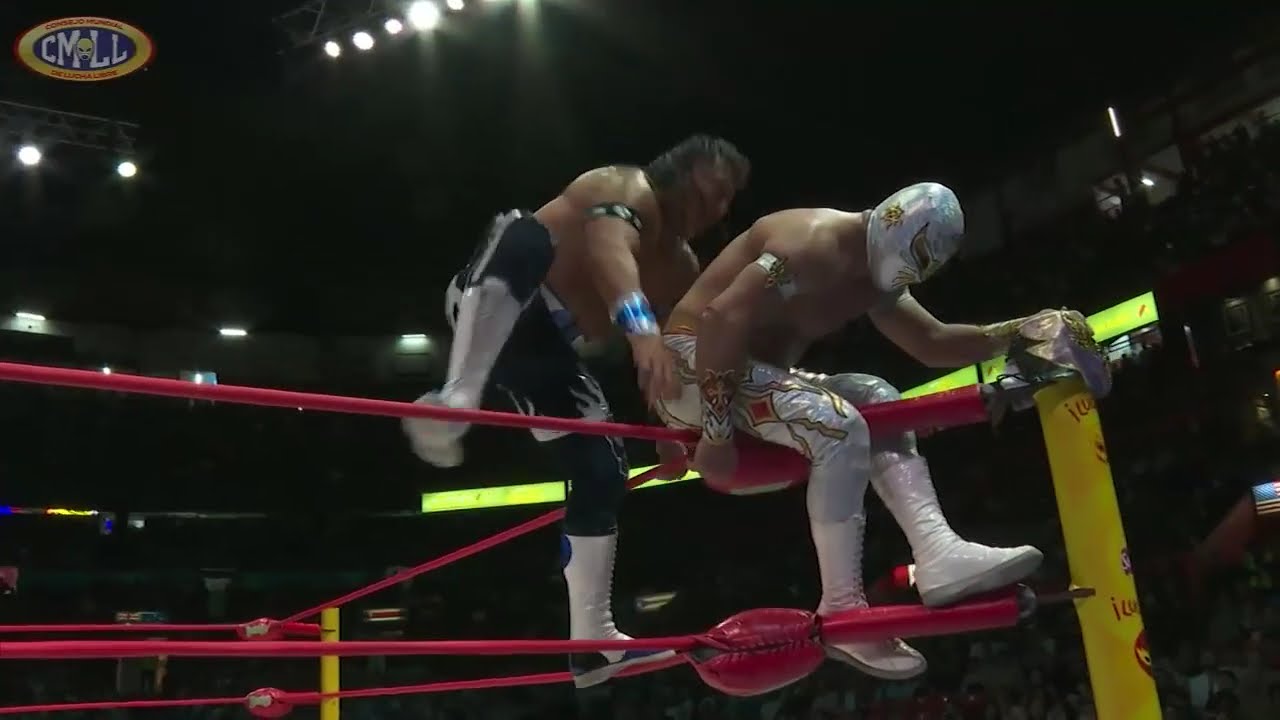 ¡MÍSTICO gana y NATALIA JIMÉNEZ sube a cantar "ME MUERO" para festejar con él en la ARENA MÉXICO!