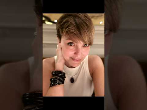 El cambio de look extremo de Carolina Gómez, actriz y ex reina colombiana 💇‍♀️