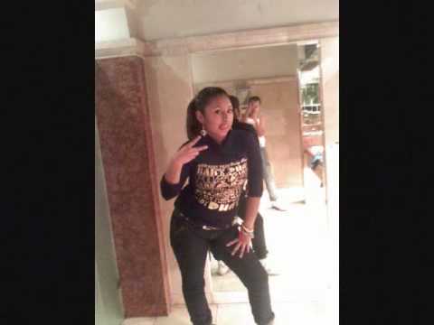 tribal la gata de la agricola oriental.wmv