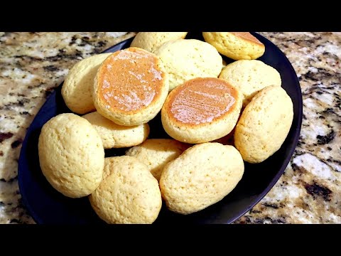 Sweet cookie with few ingredients.