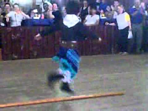 ctg laço da querencia-Ricardinho dançando chula