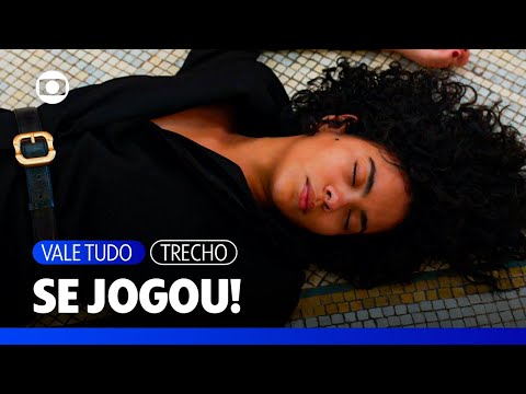 Fátima se joga da escadaria do Teatro Municipal na tentativa de perder o bebê | Vale Tudo | TV Globo