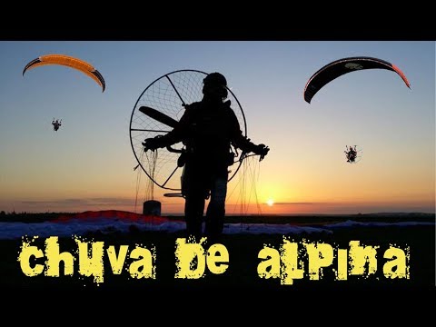 Chuva de decolagens alpinas de paramotor