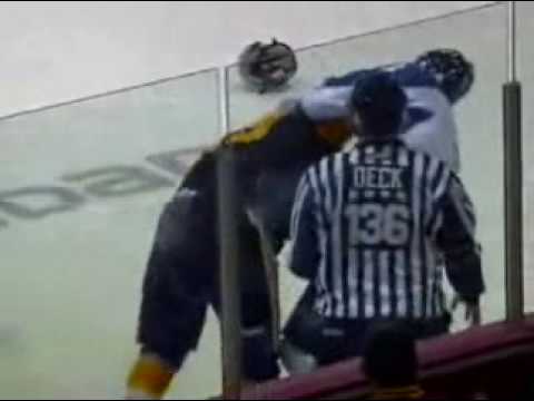 Brayden McNabb vs Darren Bestland