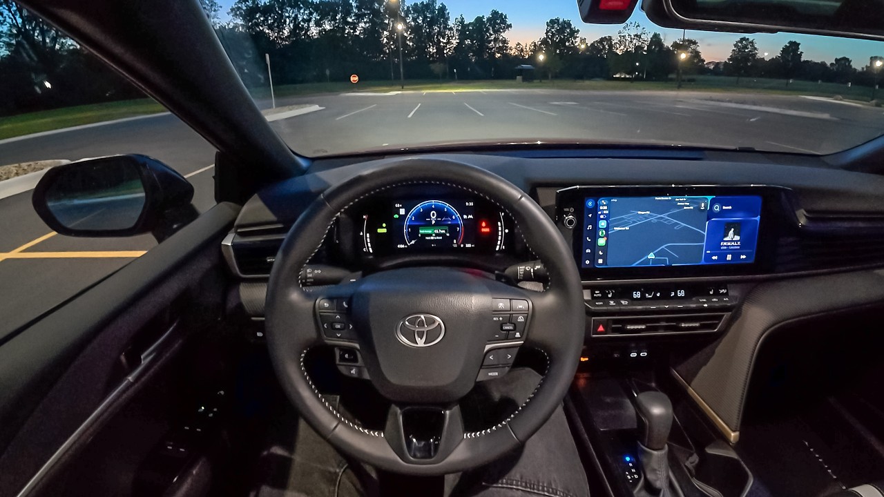 2026 Toyota Camry SE Nightshade - POV Night Drive (Binaural Audio)