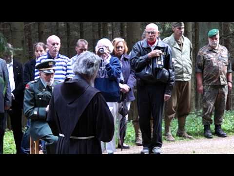 Ceremony3 Pfc  Robert  CAHOW 14 06 2014