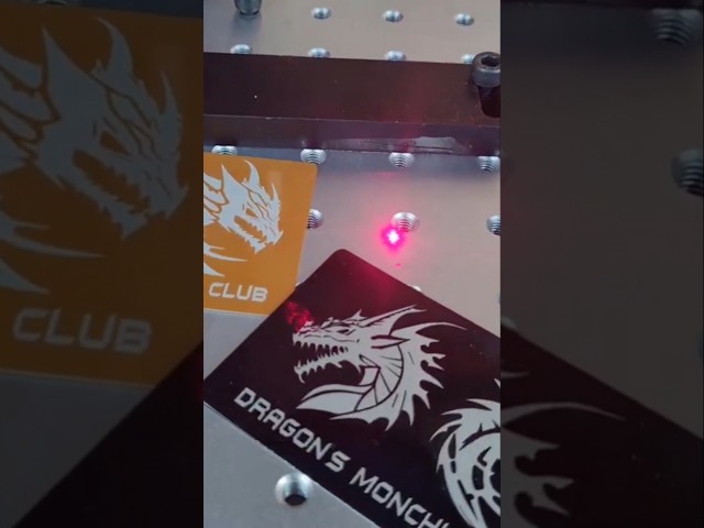 Vídeo relacionado con Modixun Paquete de 30 placas de nombre con respaldo adhesivo, plantillas de grabado láser, placa de trofeo personalizada de aluminio metálico grabada, etiqueta de nombre personalizada, 7,5 x 2,5 cm