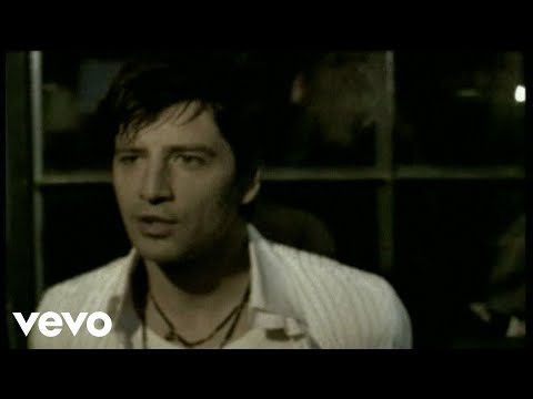 Sakis Rouvas - Ola Giro Sou Girizoun