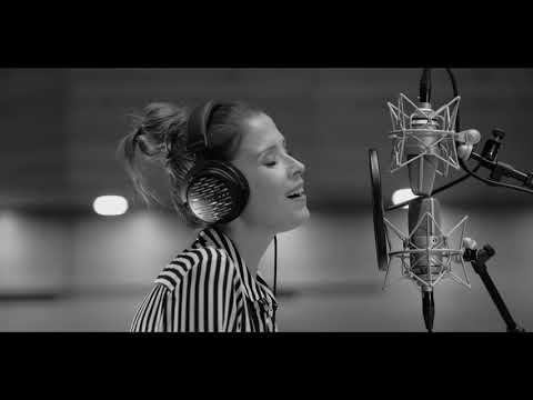 Каролина Гочева, Дуке Бојаџиев и Исмаил Лумановски - Идила (Official Video)